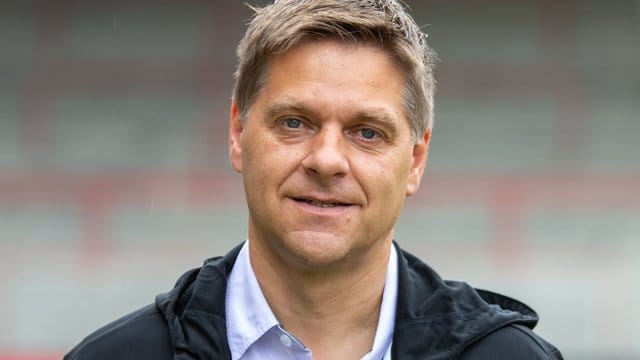 Oliver Ruhnert ist der Geschäftsführer Sport des 1. Oliver Ruhnert ist der Geschäftsführer Sport des 1.