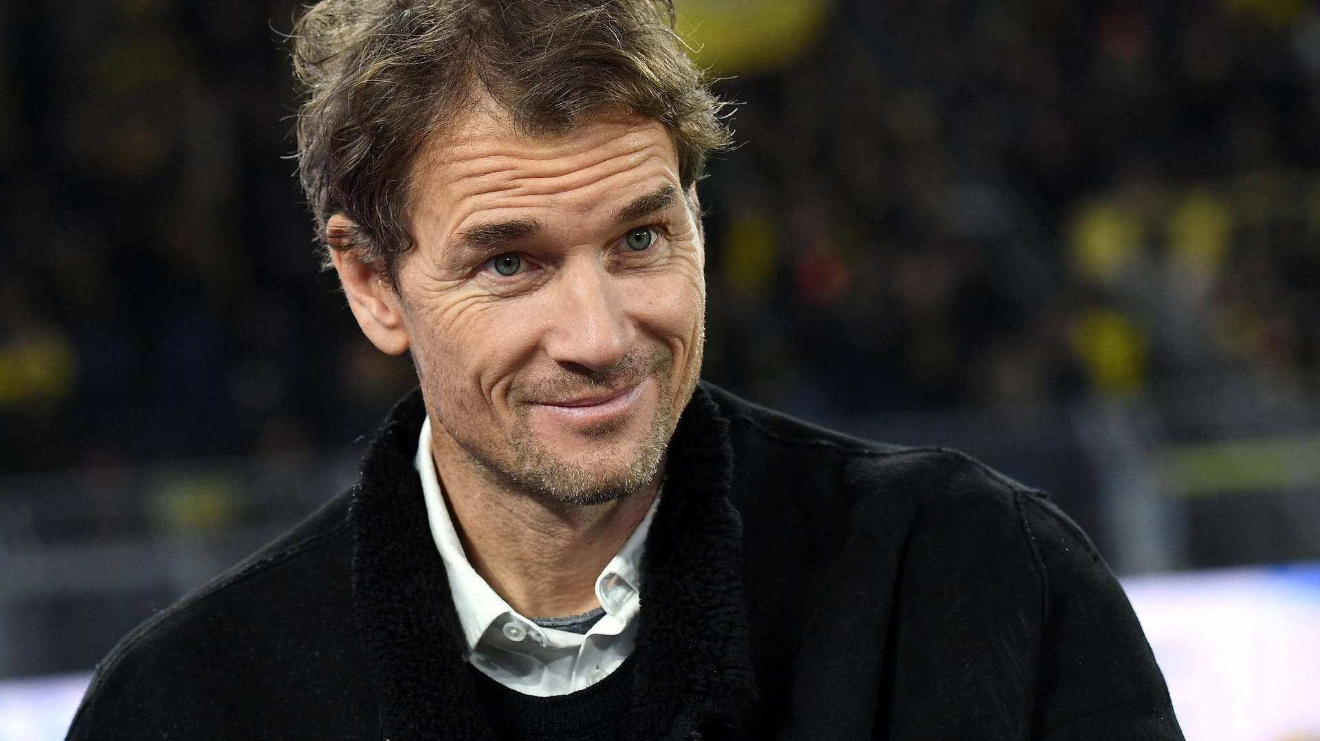 Jens Lehmann: Der ehemalige Nationaltorhüter sieht die Gefahr durch das Coronavirus für Fußballprofis als gering an. Jens Lehmann: Der ehemalige Nationaltorhüter sieht die Gefahr durch das Coronavirus für Fußballprofis als gering an.
