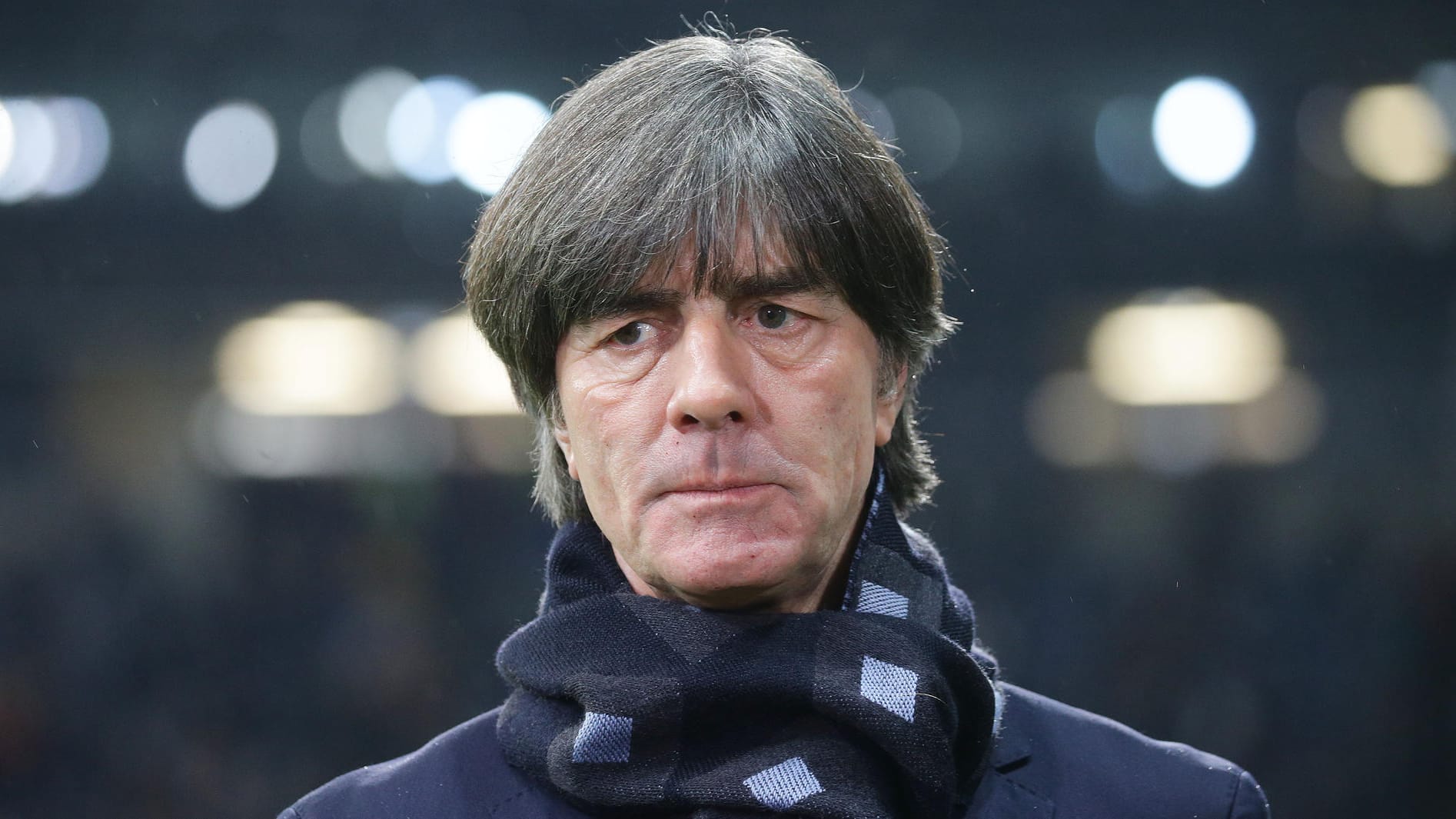 Muss draußen bleiben: Bundestrainer Joachim Löw.