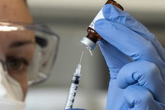 Hannover: Forschungen zur Entwicklung eines Impfstoffes gegen das neuartige Coronavirus sind auch in Deutschland in vollem Gange.
