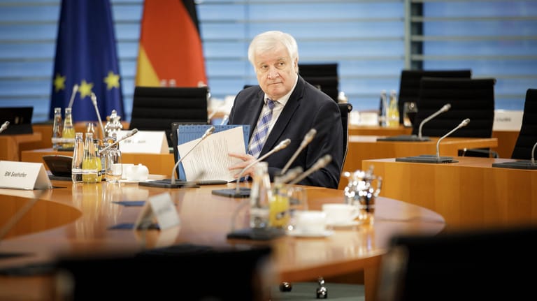 Bundesinnenminister Horst Seehofer: "In einer Krise muss man zusammenstehen und die Dinge so bewerkstelligen, dass sie funktionieren in der Praxis."