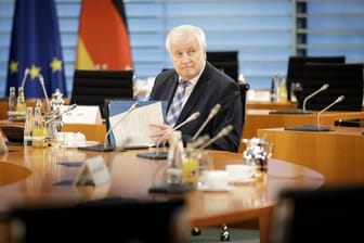 Bundesinnenminister Horst Seehofer: "In einer Krise muss man zusammenstehen und die Dinge so bewerkstelligen, dass sie funktionieren in der Praxis."
