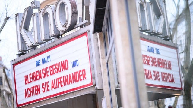 Wie und wann geht es weiter mit den deutschen Kinos?.