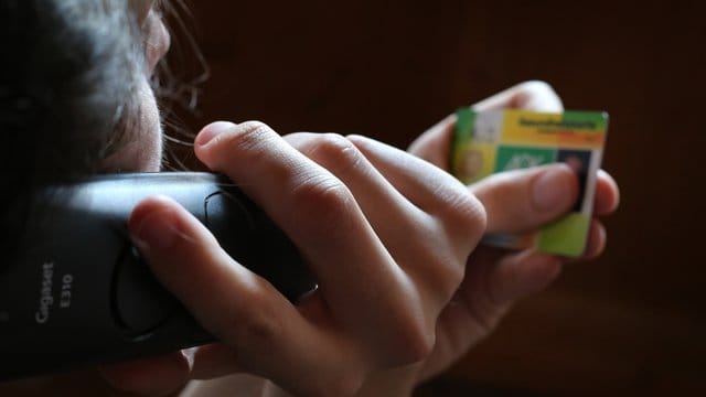 Die Krankschreibung per Anruf läuft bald aus.