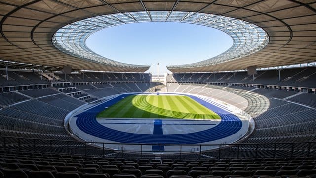 Das Berliner Derby zwischen Hertha und Union findet am Freitagabend statt. Das Berliner Derby zwischen Hertha und Union findet am Freitagabend statt.