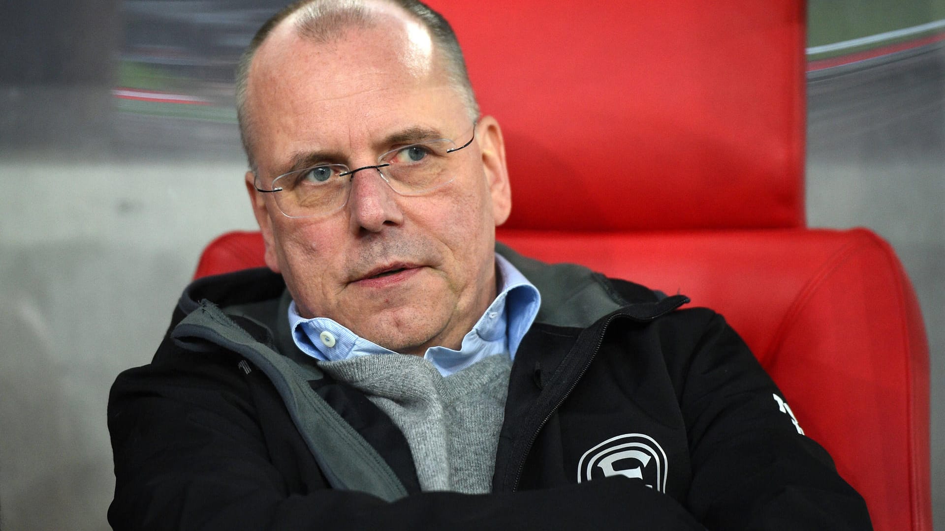 Fortuna Düsseldorfs Vorstandsvorsitzender Thomas Röttgermann: Im Falle einer Verlängerung der Saison sieht der Clubchef einige Herausforderungen auf die Fortuna zu kommen. Fortuna Düsseldorfs Vorstandsvorsitzender Thomas Röttgermann: Im Falle einer Verlängerung der Saison sieht der Clubchef einige Herausforderungen auf die Fortuna zu kommen.