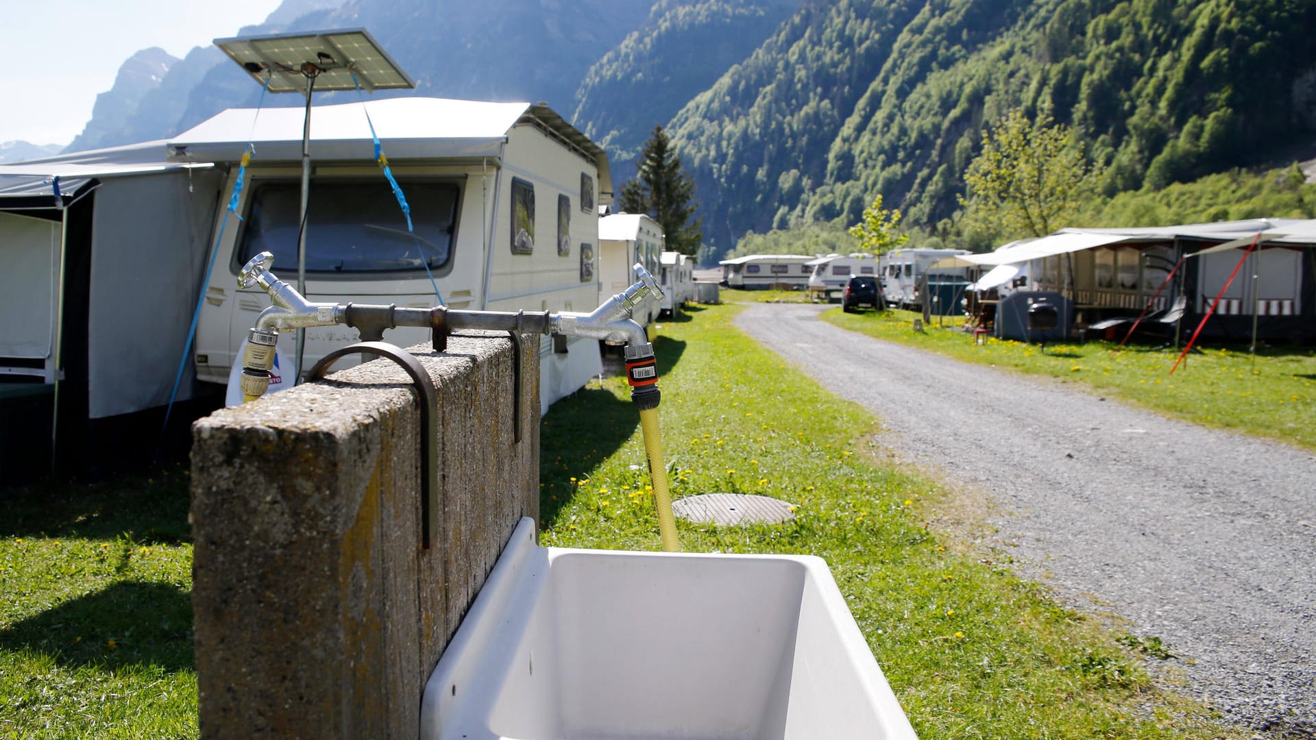 Campingurlaub: Auf vielen Plätzen ist die Sommersaison wegen des Coronavirus bereits ausgebucht.