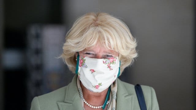 Kulturstaatsministerin Monika Grütters plant ein "Rettungs- und Zukunftspaket". Kulturstaatsministerin Monika Grütters plant ein "Rettungs- und Zukunftspaket".