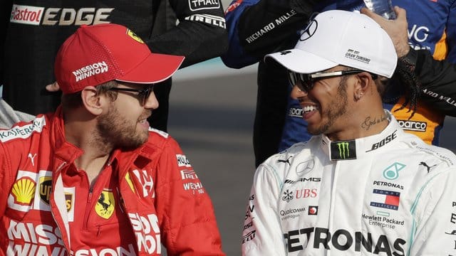 2021 Teamkollegen?: Sebastian Vettel (l) und Lewis Hamilton.