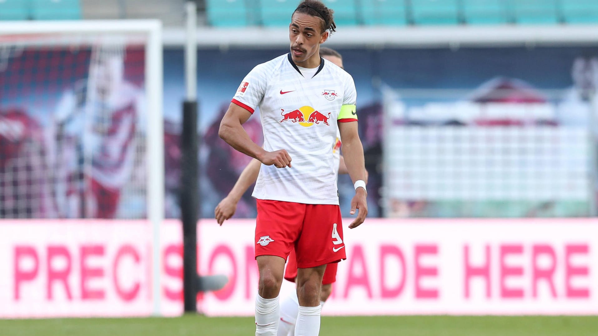 Sommerpausen-Atmosphäre: Auch für RB-Leipzig-Torjäger Poulsen ist der Restart gewöhnungsbedürftig.