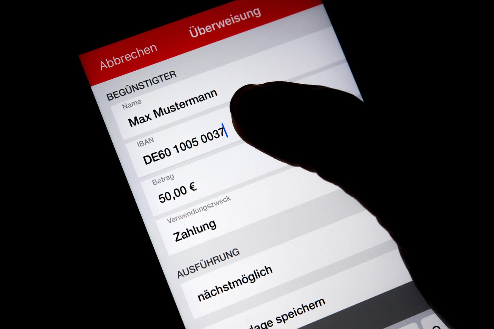 Banking-App: Die Stiftung Warentest stellt vielen Banking-Apps kein gutes Zeugnis aus.