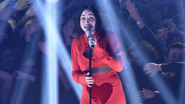 Noah Cyrus bei der Verleihung der "iHeartRadio" Music Awards 2017.