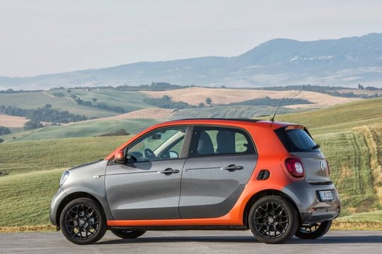 Für ein Quartett: Der Smart Forfour bietet Platz für vier Passagiere.