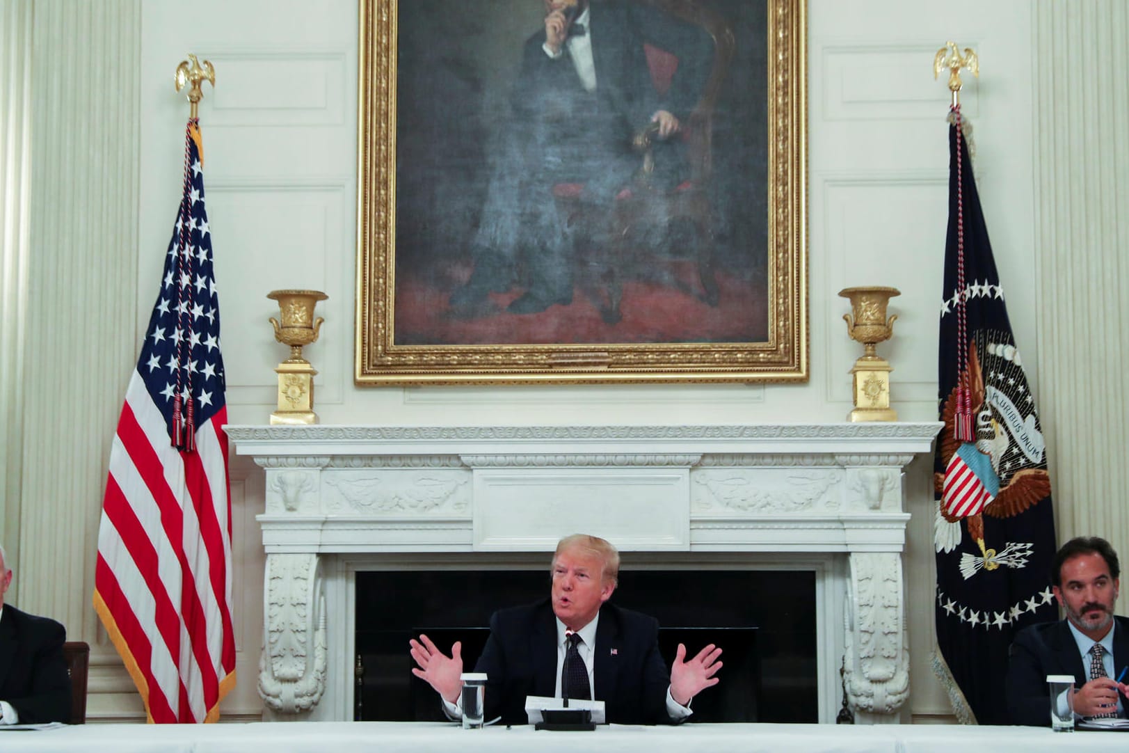 Trump im Weißen Haus: "Ich habe viele gute Geschichten darüber gehört."