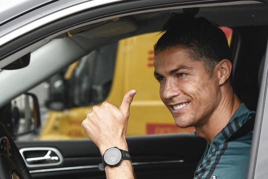 Cristiano Ronaldo beim Verlassen des Sportzentrums von Juventus Turin.