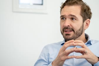 Friedrich Curtius: Der DFB-Generalsekretär plant den Drittligastart am 30. Mai.