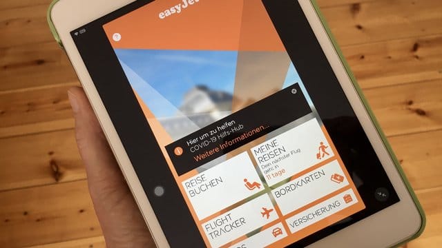 Bei Easyjet haben sich unbekannte Angreifer Zugang zu E-Mail-Adressen und Reisedetails von etwa neun Millionen Kunden verschafft. Bei Easyjet haben sich unbekannte Angreifer Zugang zu E-Mail-Adressen und Reisedetails von etwa neun Millionen Kunden verschafft.