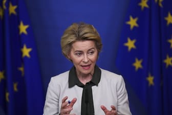 Ursula von der Leyen, Präsidentin der Europäischen Kommission, spricht im Dezember 2019 bei einer Pressekonferenz über den "Green Deal".