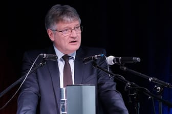 Jörg Meuthen: Der AfD-Chef will einen Sonderparteitag.