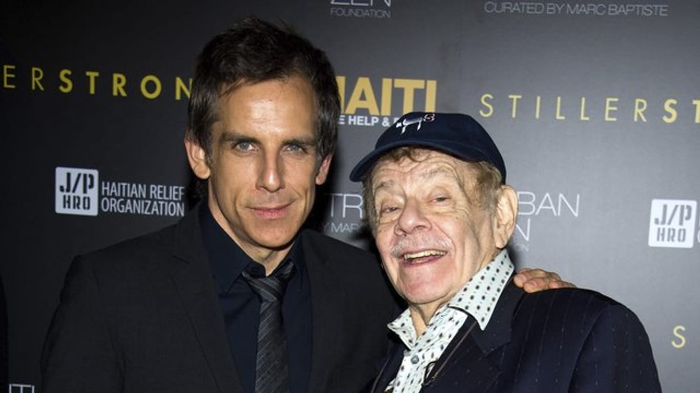 Ben Stiller (l) mit seinem Vater und Berufskollegen Jerry Stiller (2011).