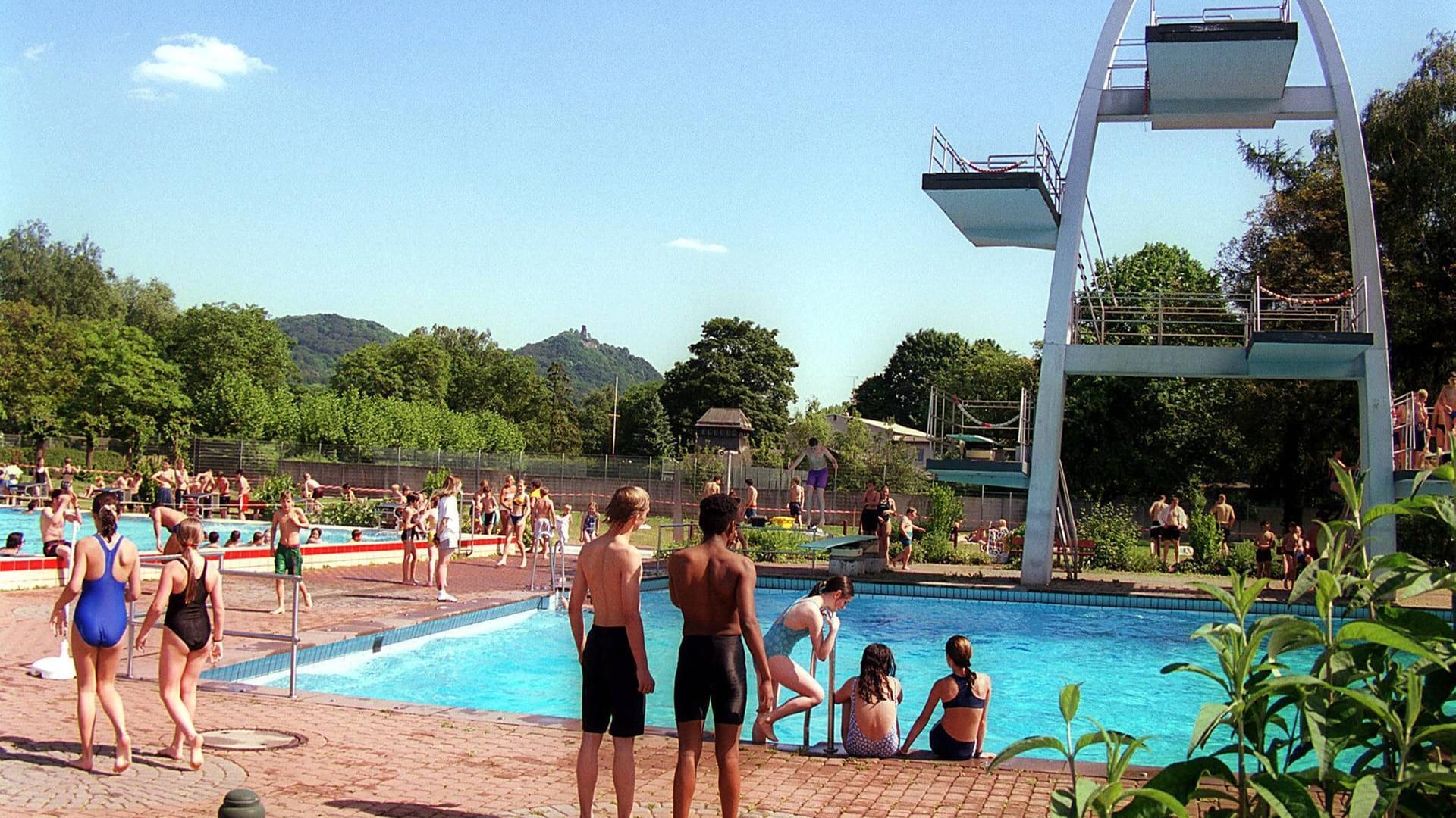 Ein Freibad in Bonn: Das Panoramabad in Rüngsdorf eröffnet die Freibadsaison 2020.