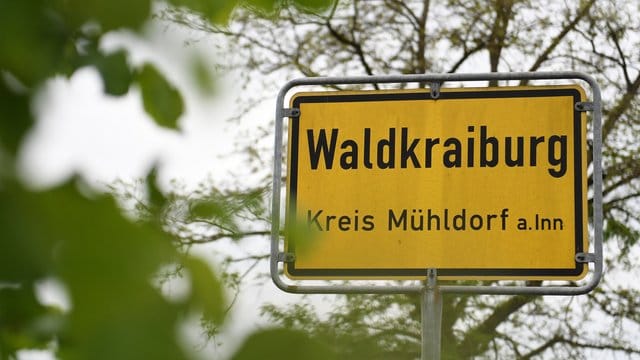 Eine Serie von Anschlägen auf türkische Läden in Waldkraiburg ist den Ermittler zufolge aufgeklärt.