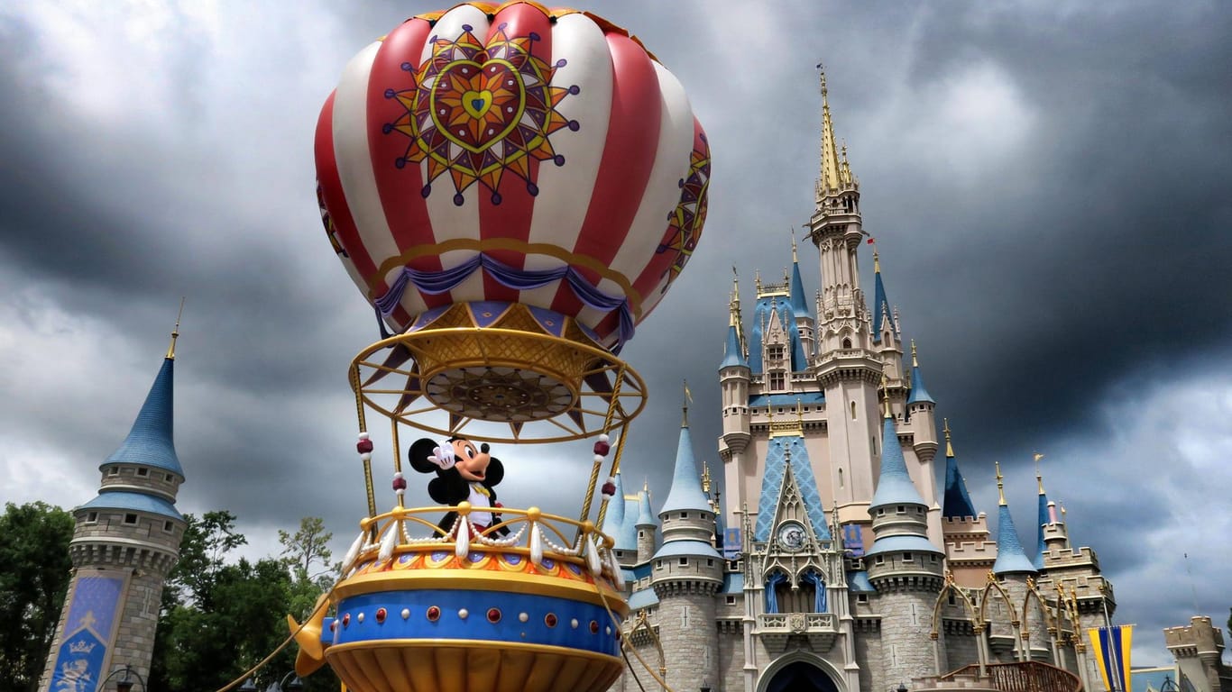 Disney World in Florida: Die NBA überlegt offenbar, die Saison im Freizeitpark zu Ende zu spielen.