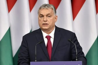 Ungarn verfolgt unter seinem Ministerpräsidenten Viktor Orban seit Jahren eine Politik der Abschottung und Abschreckung von Flüchtlingen und Migranten.