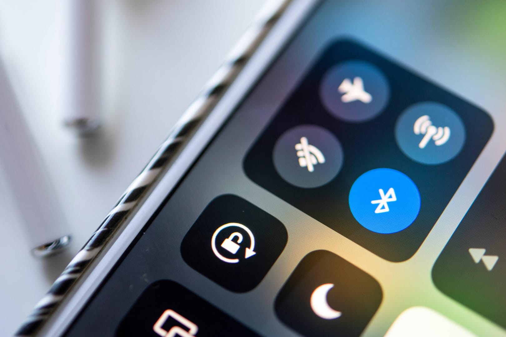 Drahtlostechnologie Bluetooth: Hacks sind bei fast allen Geräten möglich.