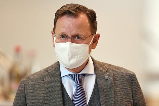 Bodo Ramelow (Die Linke) kommt zu einer Landtagssitzung
