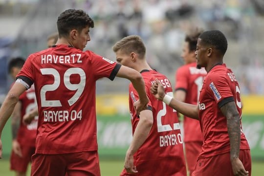 Kai Havertz (l) präsentiert sich derzeit in Bestform.