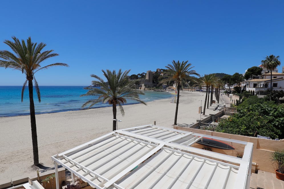 Mallorca: Der Gesundheitsbehörden bestätigten am Wochenende, dass die Gemeinden für die Festlegung der speziellen Regeln für den Besuch ihrer Strände zuständig seien.