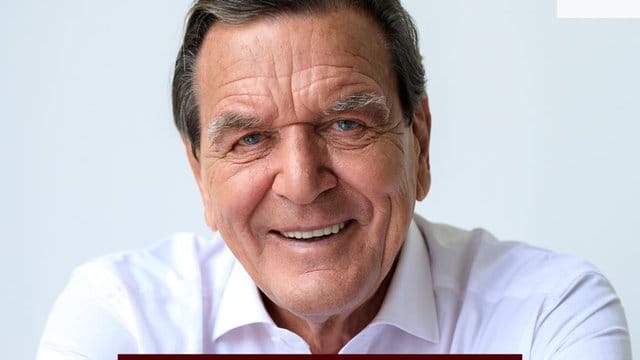 Gerhard Schröder (SPD), Altbundeskanzler, abgebildet mit dem Titel seines Podcasts, "Gerhard Schröder - Die Agenda". Gerhard Schröder (SPD), Altbundeskanzler, abgebildet mit dem Titel seines Podcasts, "Gerhard Schröder - Die Agenda".