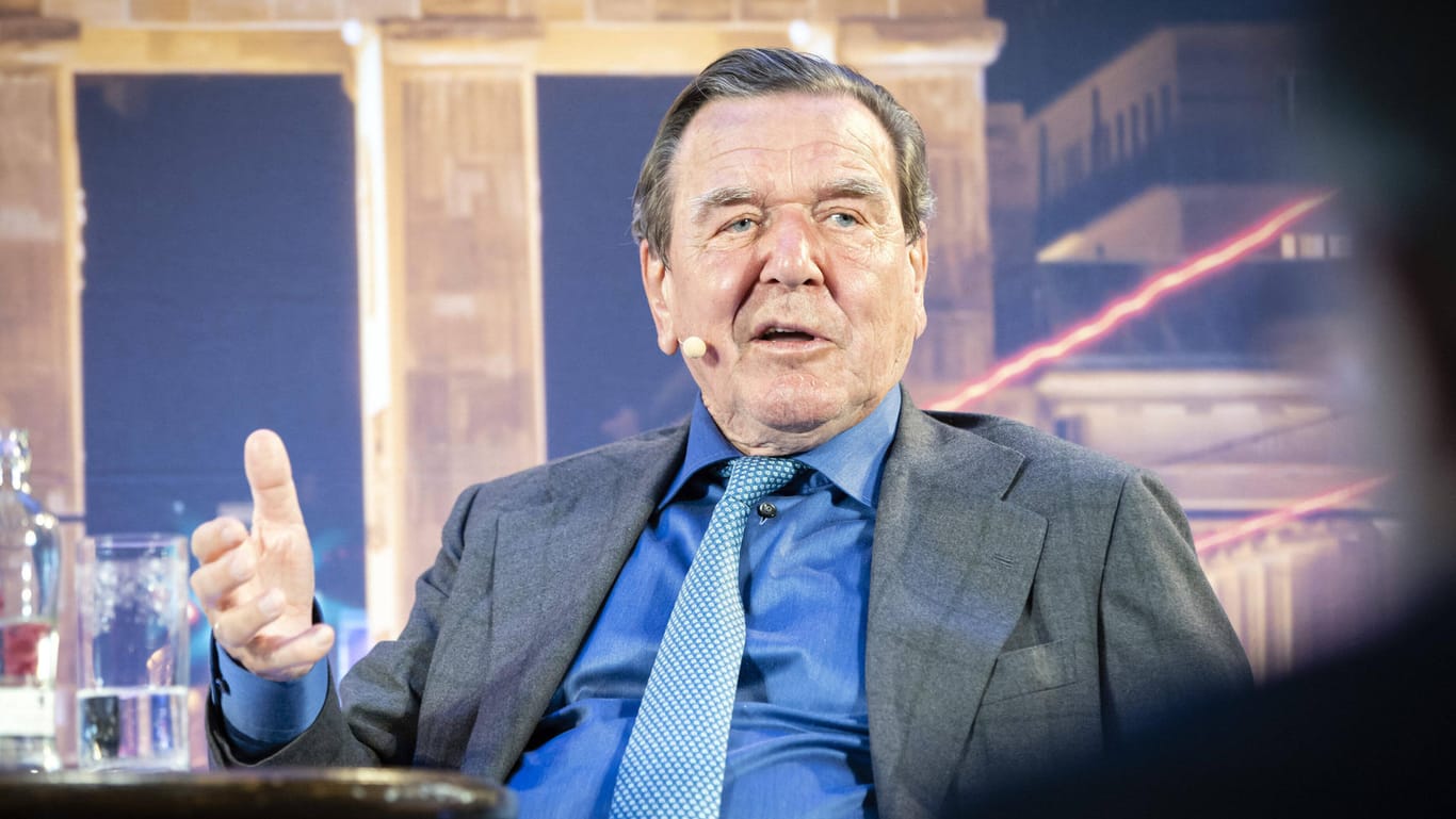 Gerhard Schröder: Der Altbundeskanzler attackiert Corona-Demonstranten.