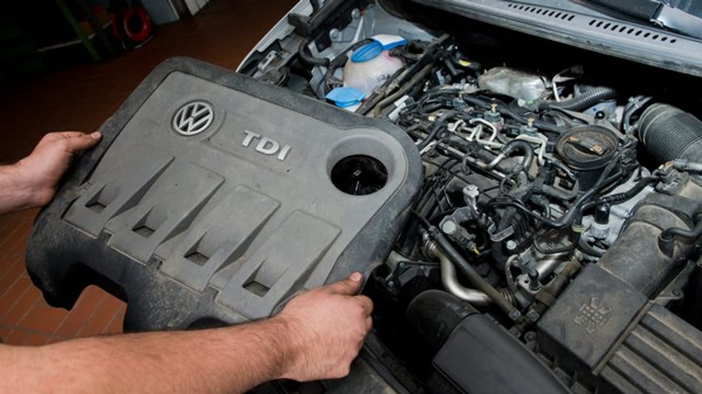 Der BGH urteilt zum VW-Abgasskandal: Klagende Käufer können ihr Auto zurückgeben und das Geld dafür einfordern.
