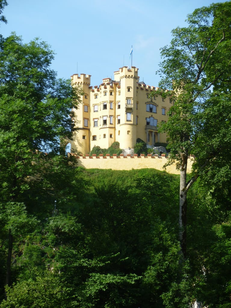 Schloss Hohenschwangau: Auf diesem Schloss wuchs Ludwig II. auf.