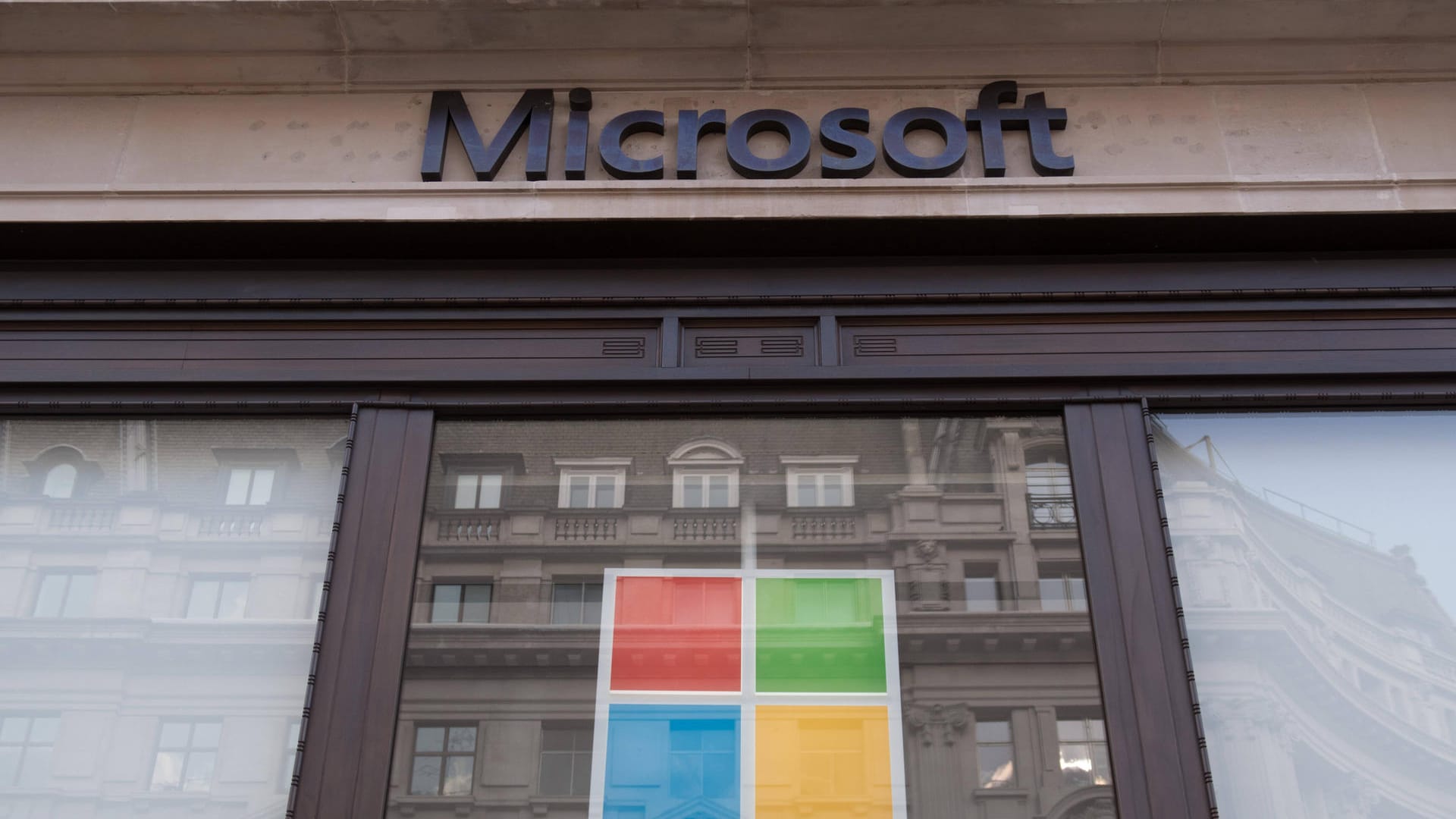 Warnung vor Videokonferenzen: Berliner Datenschutzbeauftragte legt im Streit mit Microsoft nach. Warnung vor Videokonferenzen: Berliner Datenschutzbeauftragte legt im Streit mit Microsoft nach.