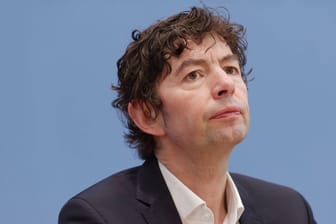 Christian Drosten: Der Berliner Virologe hat sich nach der Kritik an einer seiner Corona-Studien gegen die "Bild"-Zeitung zur Wehr gesetzt.