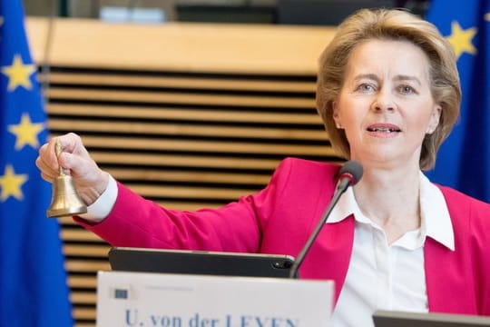 EU-Kommissionspräsidentin Ursula von der Leyen hat sich bei ihrem Konzept eng an dem Vorschlag Deutschlands und Frankreichs orientiert - geht aber deutlich darüber hinaus.