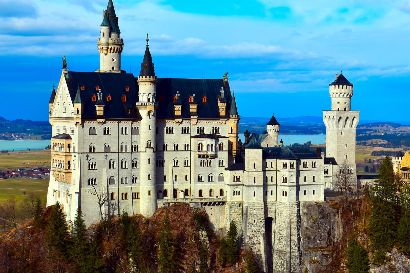 Schloss Neuschwanstein: Ab dem 2. Juni ist die Sehenswürdigkeit wieder geöffnet.