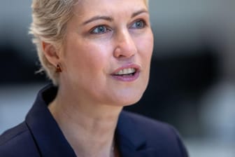 Manuela Schwesig: Mecklenburg-Vorpommerns Ministerpräsidentin will zukünftig für mehr gegenseitigen Respekt in der Politik eintreten.
