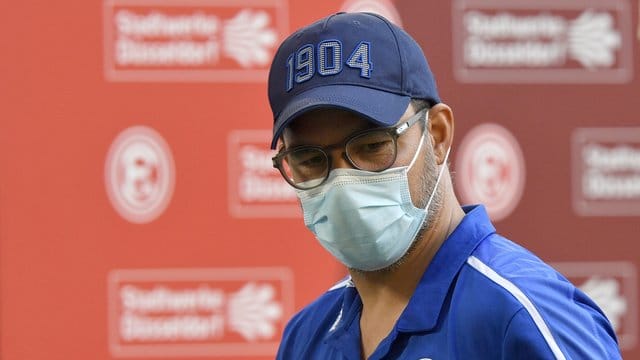 Mit Schalke weiter auf Talfahrt: Coach David Wagner.