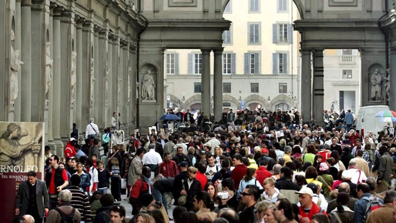 Ein Bild aus alten Zeiten (2006): Florenz fehlen die Touristen und Museumsbesucher.