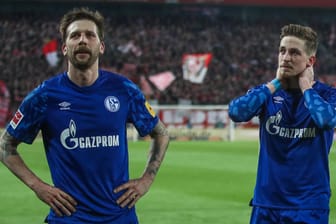 Guido Burgstaller (li.) und Bastian Oczipka (re.): Zwei Gesichter der Schalker Krise.