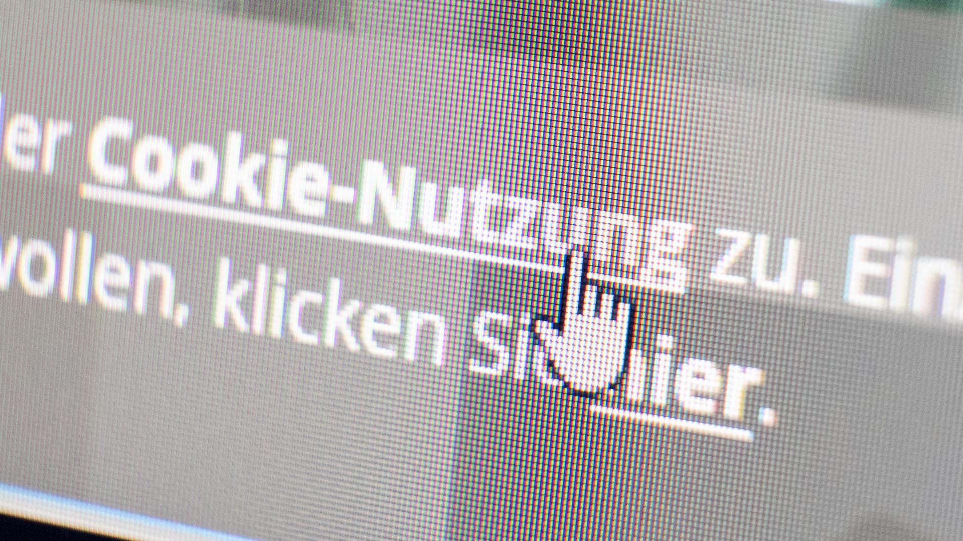 Cookie-Banner auf einer Webseite: Nutzer müssen ihr Zustimmung geben, bevor ein Webseiten-Betreiber Cookies abspeichern darf. Cookie-Banner auf einer Webseite: Nutzer müssen ihr Zustimmung geben, bevor ein Webseiten-Betreiber Cookies abspeichern darf.
