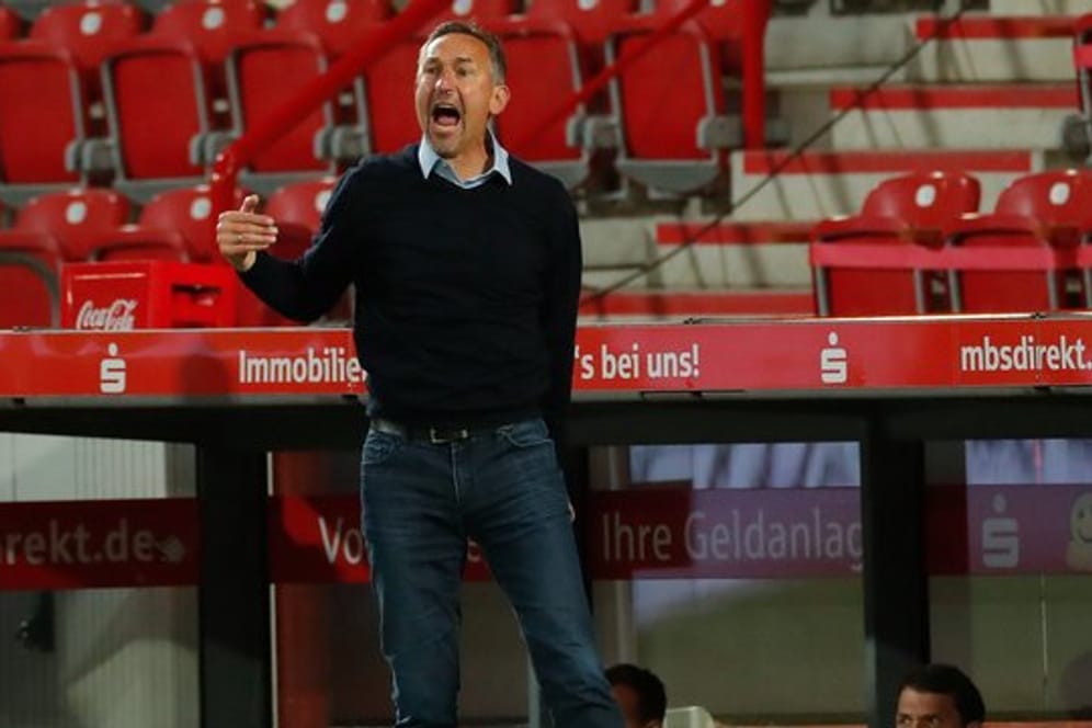 Mainz-Trainer Achim Beierlorzer kam mit seiner Mannschaft nicht über ein 1:1 bei Union Berlin hinaus.