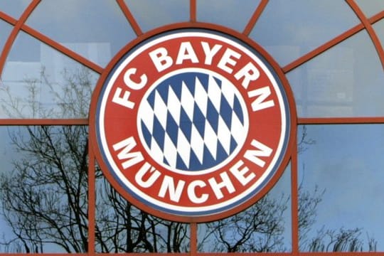 Der FC Bayern München spendet erneut Geld an Amateurvereine.