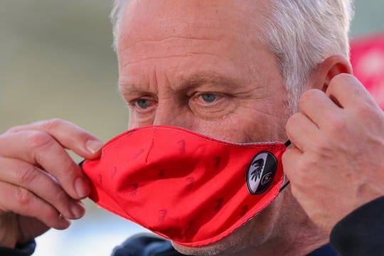 Freiburgs Trainer Christian Streich vermisst in der Corona-Krise die Fans.