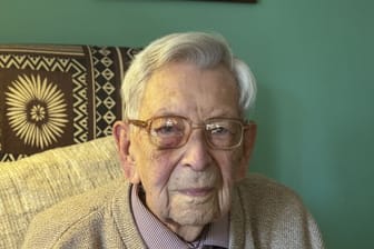 Bob Weighton ist mit 112 Jahren in Großbritannien gestorben.