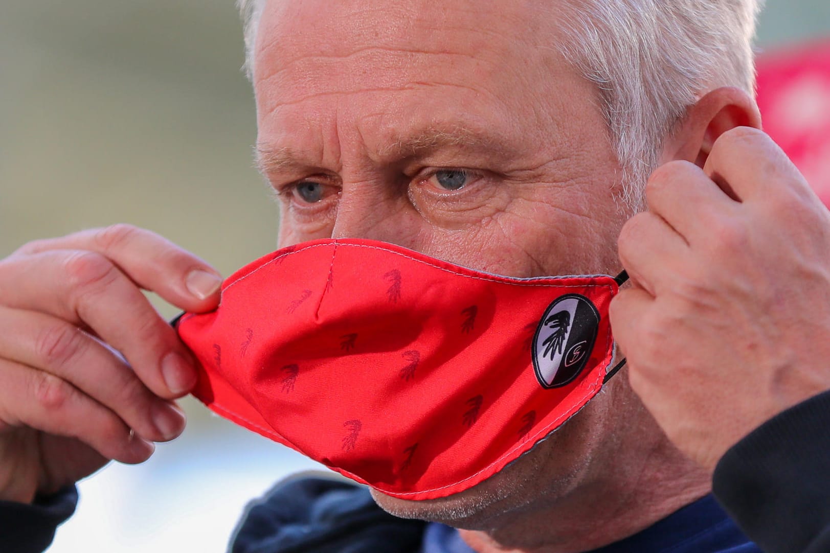 Christian Streich: Der Freiburg-Trainer ist mit seiner Mannschaft nach der Corona-Pause in drei Spielen noch sieglos.